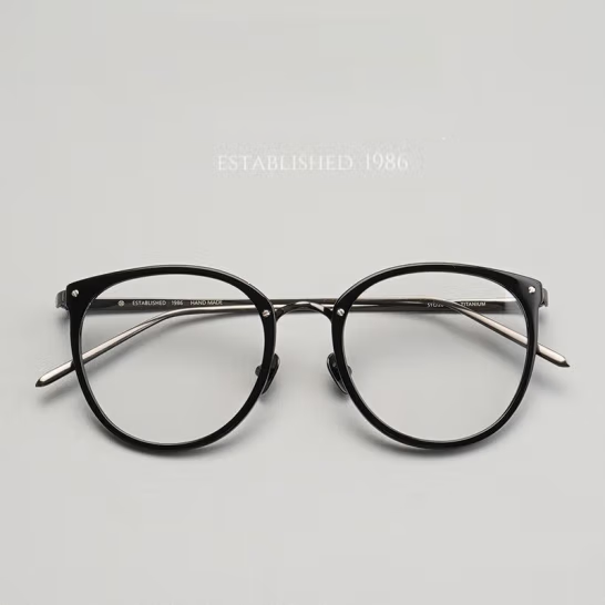 Oval-shaped large frame myopia glasses, natural face, small face, ultra-light pure titanium transparent Korean and Japanese handmade glasses frame.