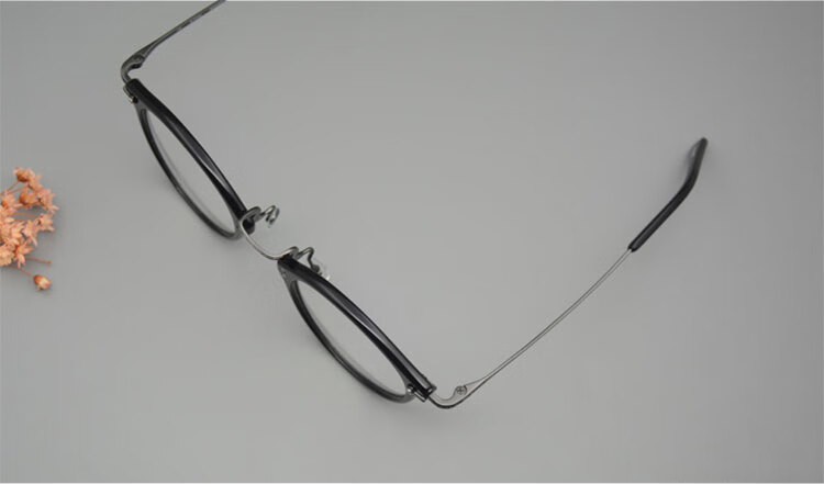 GMS805: Eason Chan's Exclusive Titanium Carved Myopia Glasses Frame