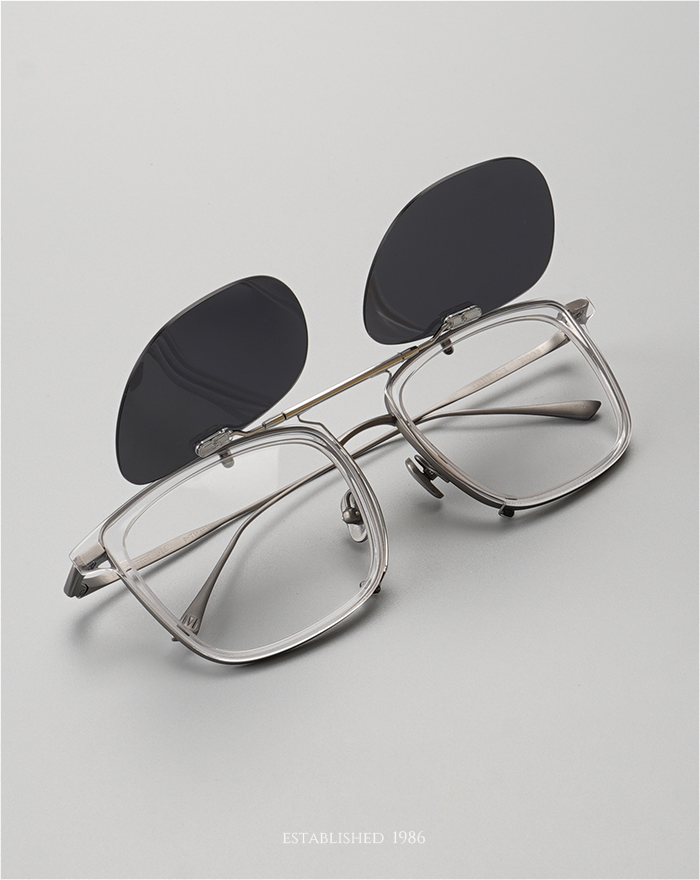 Japanese Designer Titanium Business Myopia Glasses, Ultra-Light Frame for Large and Round Faces