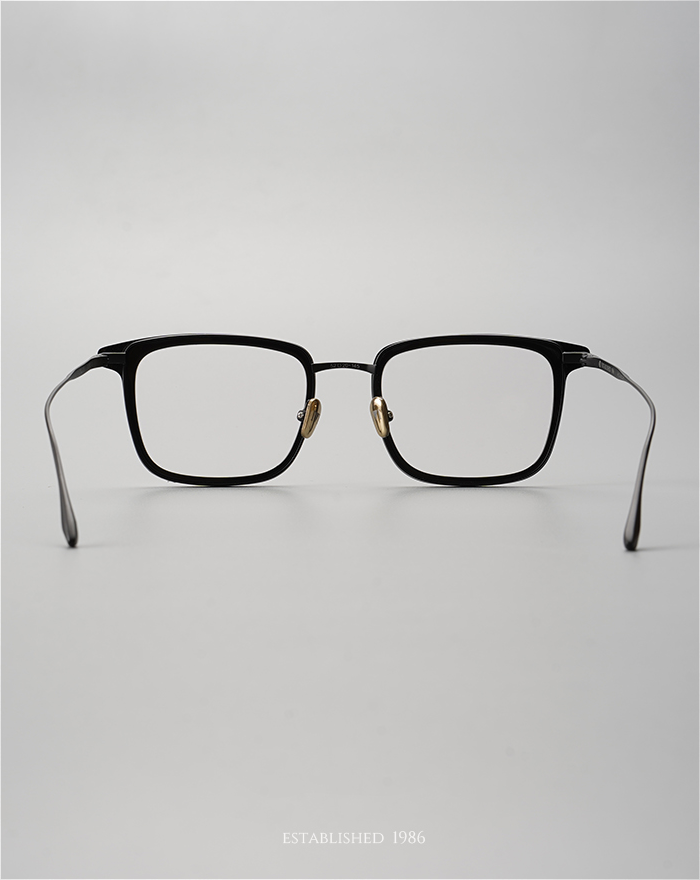 Japanese Designer Titanium Business Myopia Glasses, Ultra-Light Frame for Large and Round Faces