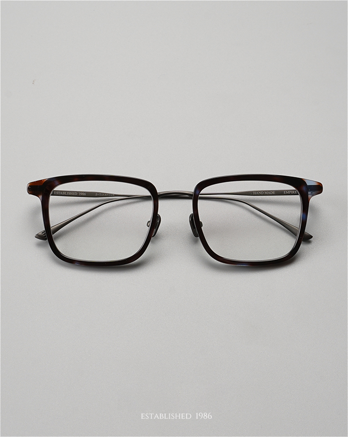 Japanese Designer Titanium Business Myopia Glasses, Ultra-Light Frame for Large and Round Faces