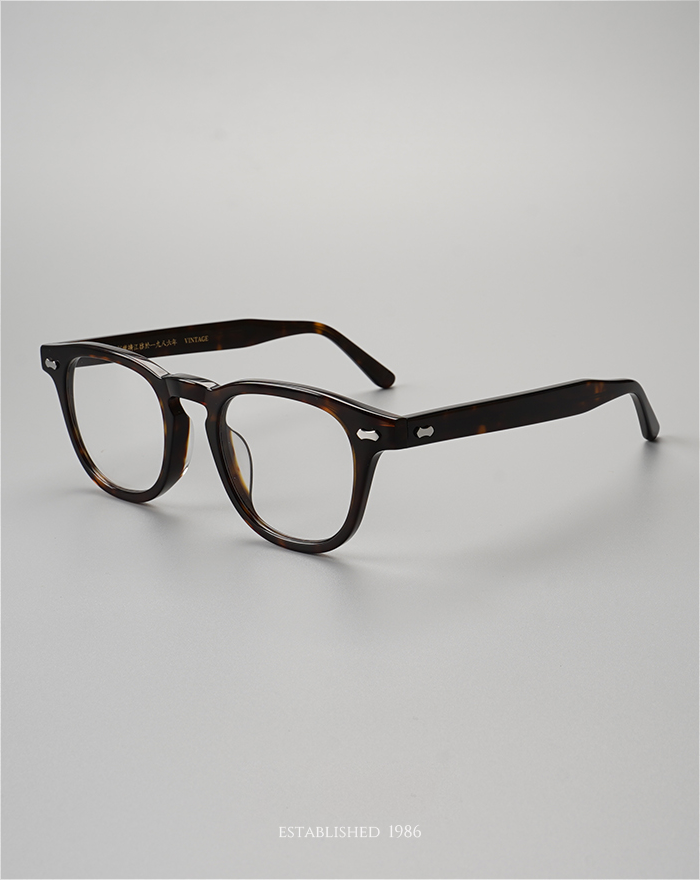 Japanese Handmade T504 Series Myopia Glasses Frame, Retro Design, Imported Plate