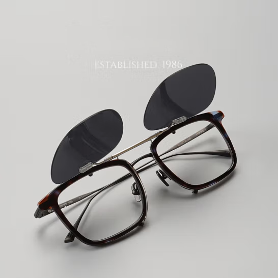 Japanese Designer Titanium Business Myopia Glasses, Ultra-Light Frame for Large and Round Faces