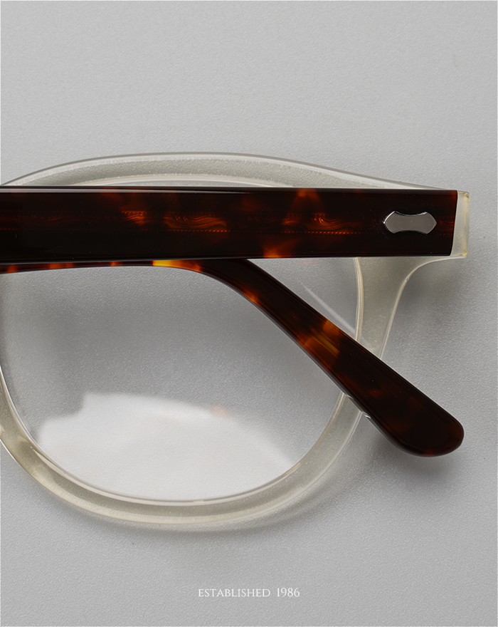 Japanese Handmade T504 Series Myopia Glasses Frame, Retro Design, Imported Plate