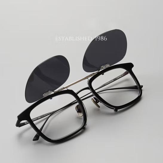 Japanese Designer Titanium Business Myopia Glasses, Ultra-Light Frame for Large and Round Faces