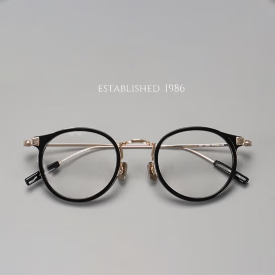 Ultra-Light Beta Titanium JJ Lin Star's Same Style Myopia Glasses Frame